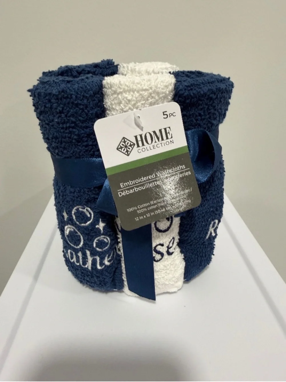 Home Collection White Blue Wash Cloths x 5 Embroidered